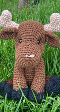 Hannahs Handmade Designs - Hannah Gerecke - Ripley the Moose