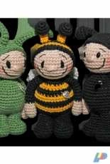 Zhaya Designs - Bugs and Friends - German - Free