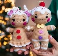 Baby Eco Toys - Irene Esaulova - Gingerbread Couple -  Casal de Bonecos de Gengibre - Portuguese - Translated