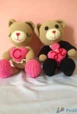 Couple bear