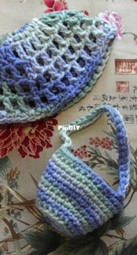 By Hook by Hand - Beth Ann Webber - Free Spirit Skull Cap and Bag - Free