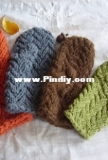 Herringbone Mittens by Christine Guest