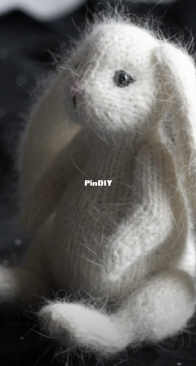 @artknitgroup - BKOHTAKTE - Мастер-класс Зайка Снежинка для вязани.. (English or Russian)