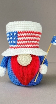 Happy Dolls Handmade - Julia Negovorina - Patriotic Gnome