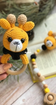 Natalli Niv -  Natalya / Natalia Konivchenko - Giraffe Rattle