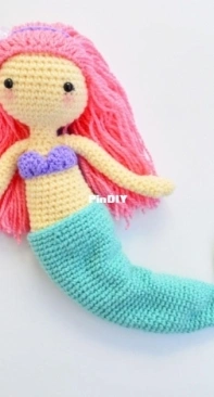Bunnies and Yarn - Michelle Alvarez - Mindy the Mermaid Doll - Mindy a Boneca Sereia - Portuguese - Translated