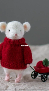Two Loops Toys -  Artliliya / Lilia Art - Little Mouse