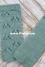 Seamless Lacy Mitts by Laura Heisler