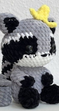 Didis Plushies - Baby Raccoon - English