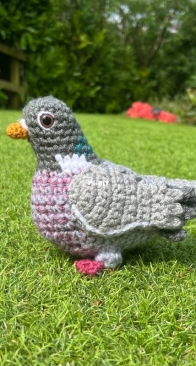 Lau Loves Crochet - Laura Sutcliffe - Pippin the Pigeon