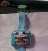 attache tetine