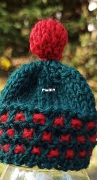 Innocent Big Knit Dots by Christine de Savoie-English, French-Free