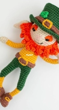 Stellas Yarn Universe - Stella Sharafi - Larry the Leprechaun