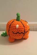 Shimmeree Creations - Jenn Mulherin - Amigurumi Pumpkin Pet - Free