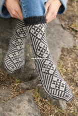 Dale Gull 368-17 Fjellrosa sokker by Anne-Kirsti Espenes – Norwegian – free