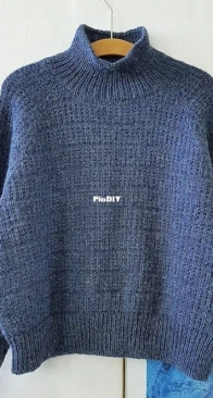 Remake sweater by Sanne Fjalland Knit-Wear