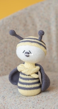 Hobbii Friends - PifPaf - Bee Boris - Bij Boris - Dutch - Free