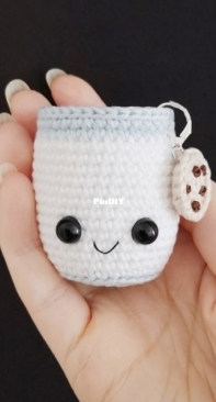 Stitch by Fay - Fay Lyth - Milk and Cookies Ornament - Free