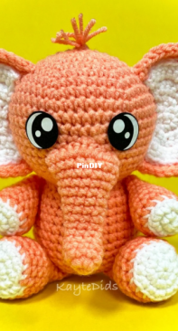 Kayte Dids Crafts - Kayte Marchese - Hatching Elephant