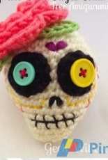 Geek with a Kook - Jeannie Pagan - Day Of The Dead Sugar Skull - Spanish - Translated - Free