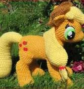 The Nerdy Knitter- Ashley Andrews- Applejack