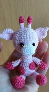 baby giraffe