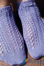 Spikes and Whorls Footies by Denise Bein Kroll/ Purple Pansy Designs-Free