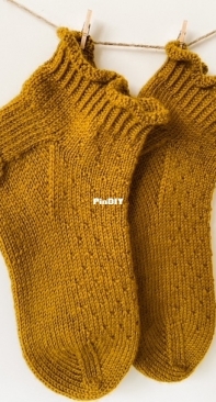 Glastonbury Socks by Arantxa Casado  - Spanish