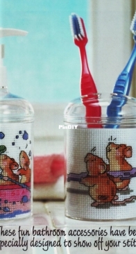 Squeaky Clean - Bathroom Mice by Margaret Sherry from Cross Stitcher 145 PCS + XSD