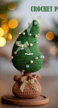 Dorogina Toys - Knitted World by Elena - Elena Dorogina - Christmas Tree in a pot -English