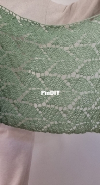 Olga Poltava - Leaves shawl