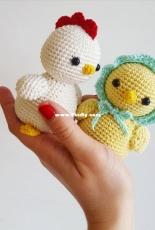 Amalou Designs - Marielle Maag - Ella and James the two little chicks