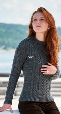 Vaga by Linda Marveng