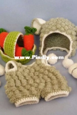 Design by Polly and Paule - S. Riedel - Leopold lambs clothes - German
