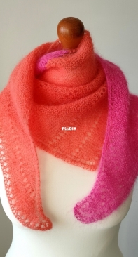 Croissant Shawl by Renata Witkowska-English, Polish-Free
