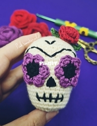 Pink Tomato Crochet - Josephine Laurin - Día De Los Muertos - Skull