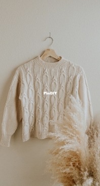 Everett Pullover by Jessica Thomas