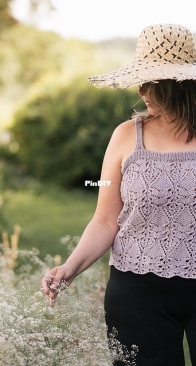 Ariel Top - Sari Nordlund - English
