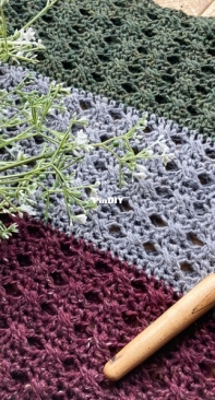 Tara loves crochet - Tara Briggs - Mountain Pass Cowl - Free