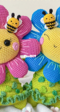One and Two Company - Carolina Guzman - Bloom the Flower - Bloom das Blumen Amigurumi - German