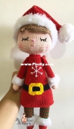 Fios Que Formam - Andréia Lira Pascoal - Christmas Doll Metoo - Boneca Metoo Natal - Portuguese