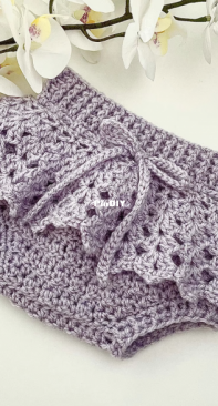Babes in the Wool - Karen Petry -  The Bridie Bloomers