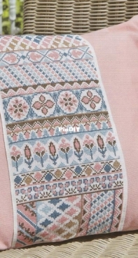 Dans létamine rose Pillow from French Magazine