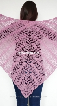Raffamusa Designs - Raffaella Tassoni - Lace Fan Shawl