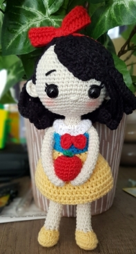 Thuy Ahn - Snow white