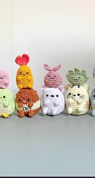 Crafty Gibbon - Anne Farichai - Kawaii Friends set of 5 - English