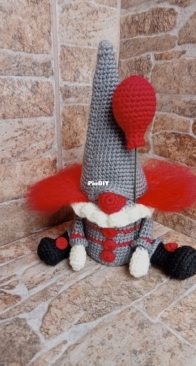 Scary clown