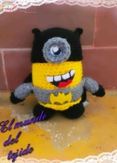 Mini minion batman