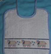 Bavoir ,petits moutons