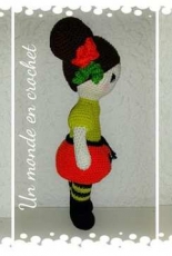 Un monde en crochet - Lidia K - Scared Sissi - French